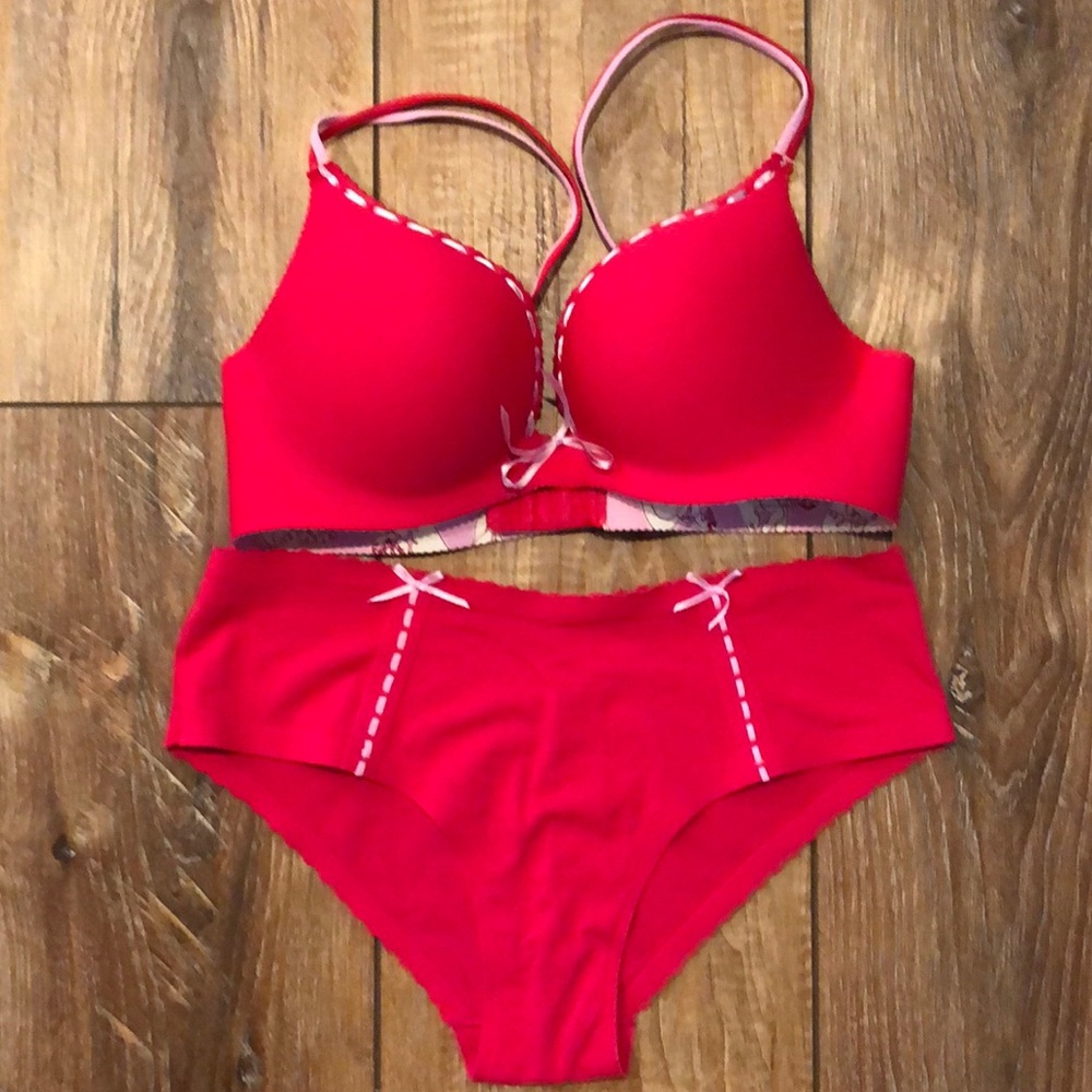 Victoria’s Secret Set